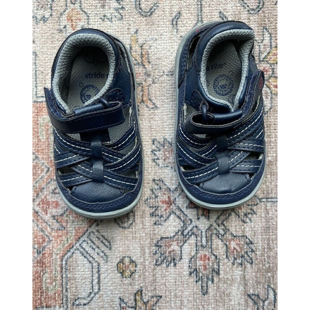 Stride Rite Size 4 Blue Sandals - Picture 10 of 10